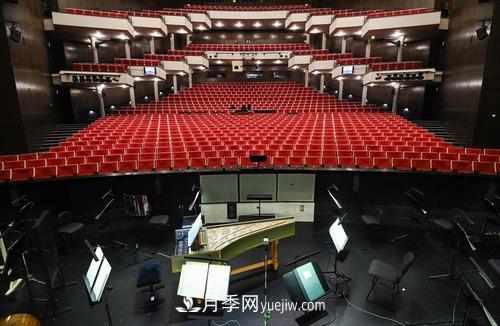2020年歪果仁選中的年度詞匯，其實(shí)都說了一件事(圖2)